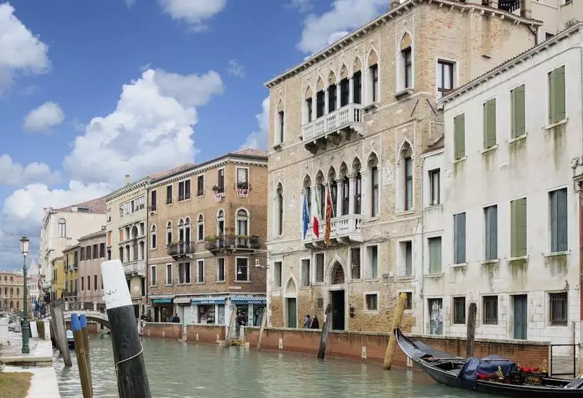 Hotel Nani Mocenigo Palace