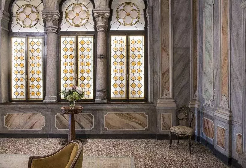 Hotel Nani Mocenigo Palace