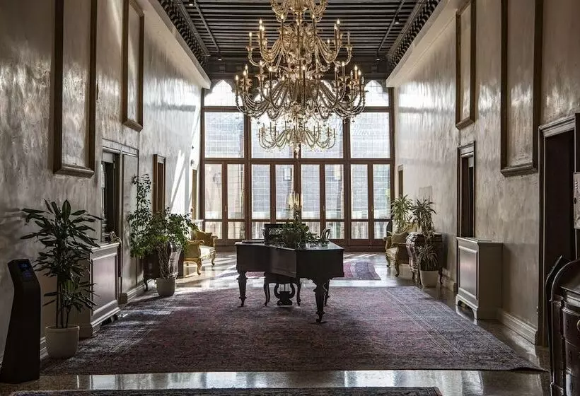 Hotel Nani Mocenigo Palace