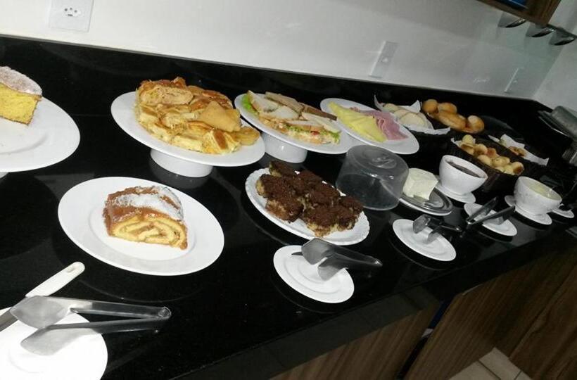 בית מלון כפרי Redentor