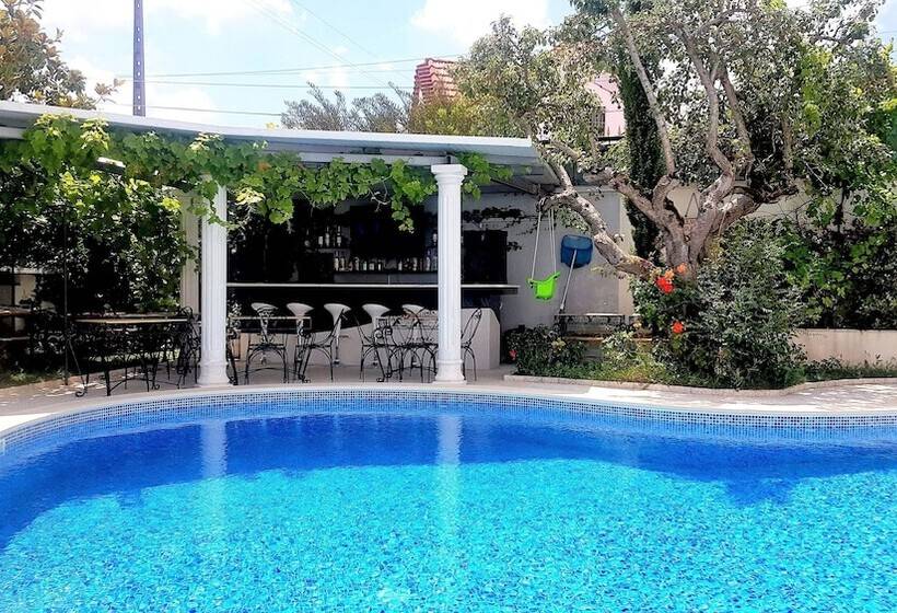 فندق Silver Village Residence