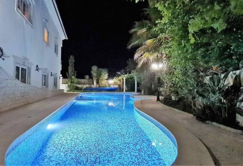 فندق Silver Village Residence