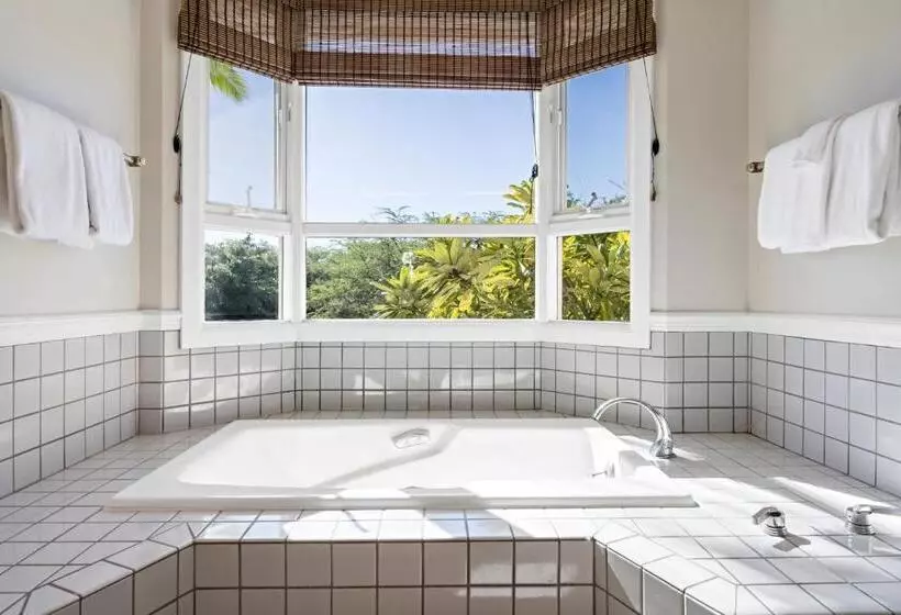 هتل The Islands At Mauna Lani Point   Coraltree Residence Collection