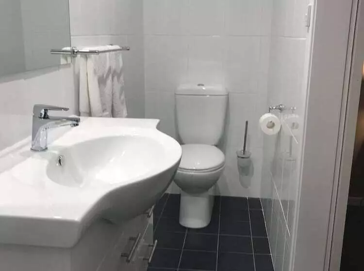 Kootingal Landview Motel