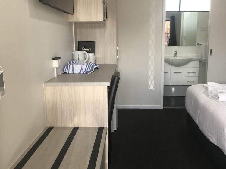 Kootingal Landview Motel