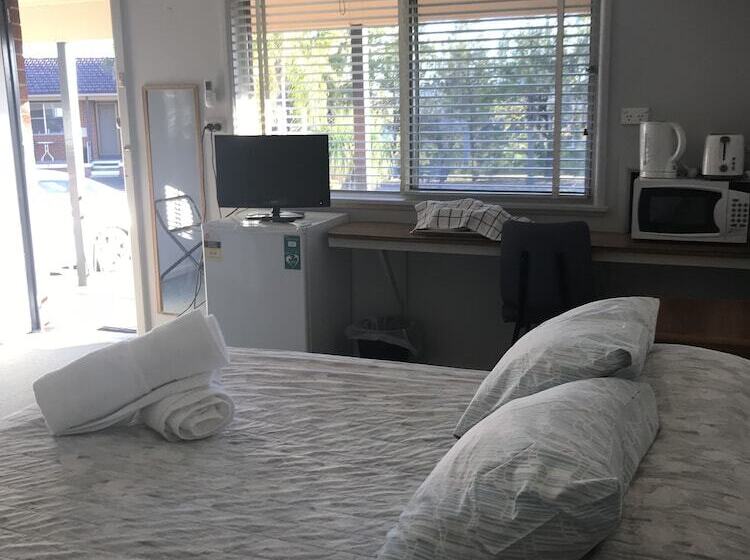 Kootingal Landview Motel