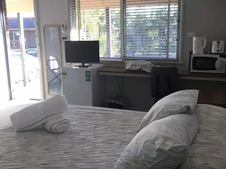 Kootingal Landview Motel