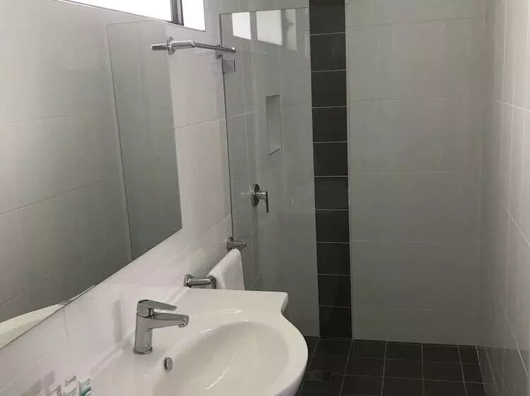 Kootingal Landview Motel