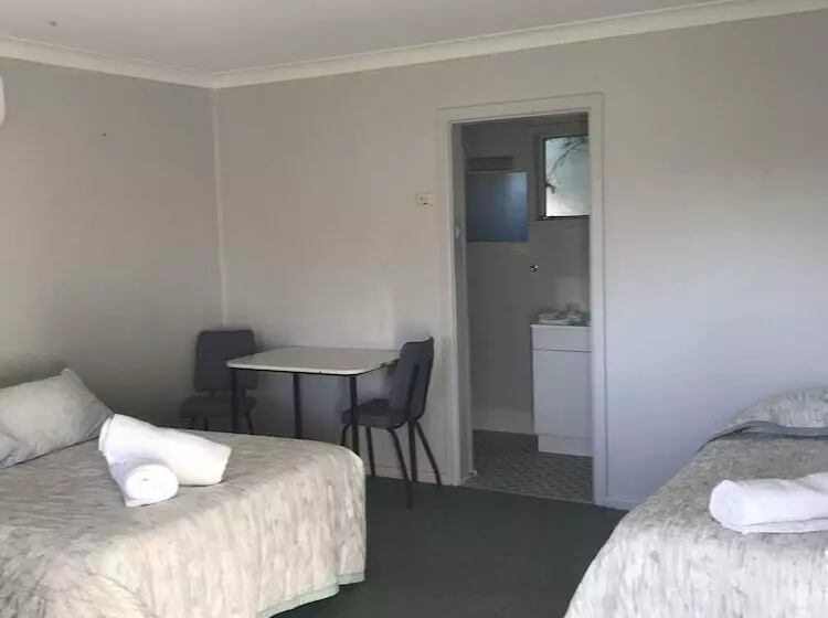 Kootingal Landview Motel