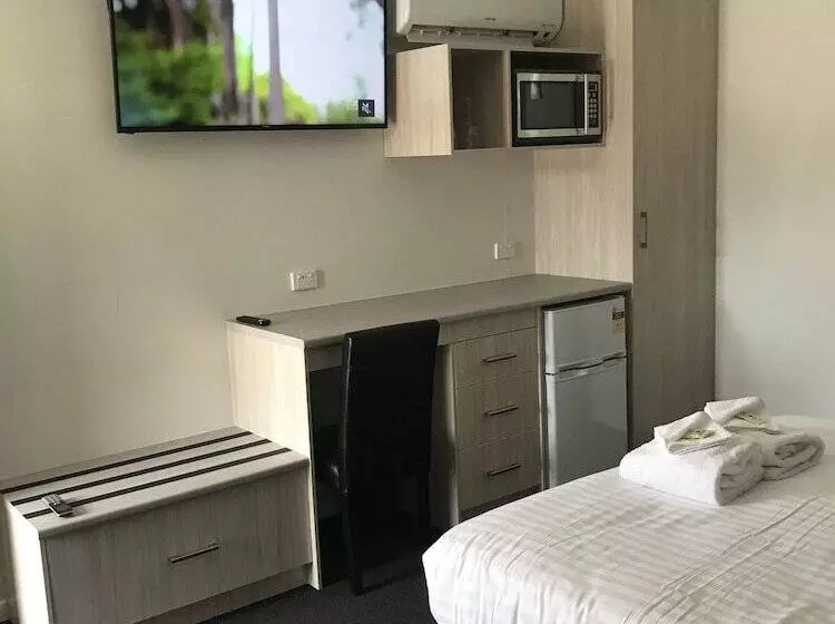 Kootingal Landview Motel