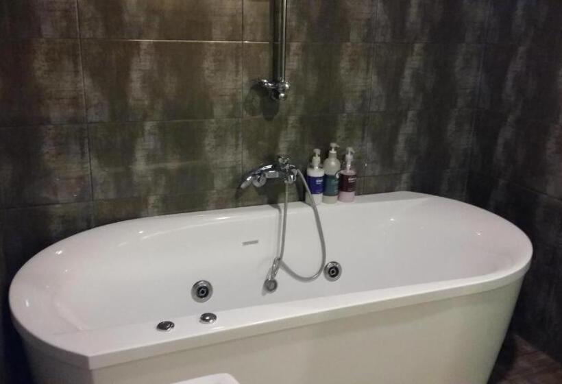 מוטל Residence Hotel R