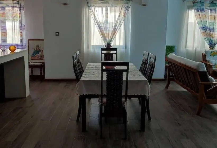 اقامتگاه Beautiful House With Private Pool In Mauritius