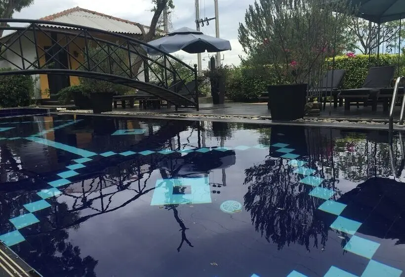 Flower Garden Resort