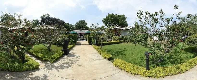 Flower Garden Resort