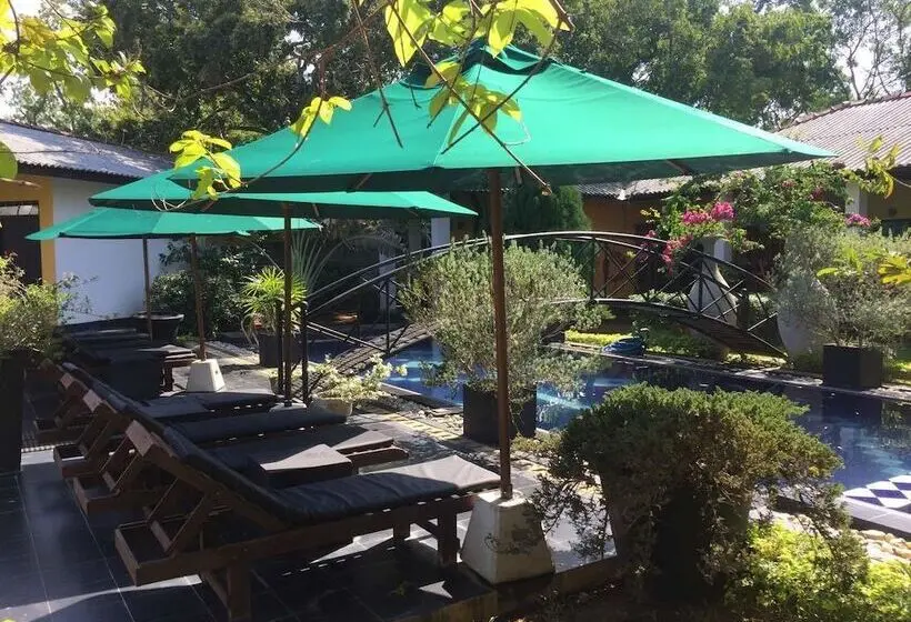 Flower Garden Resort