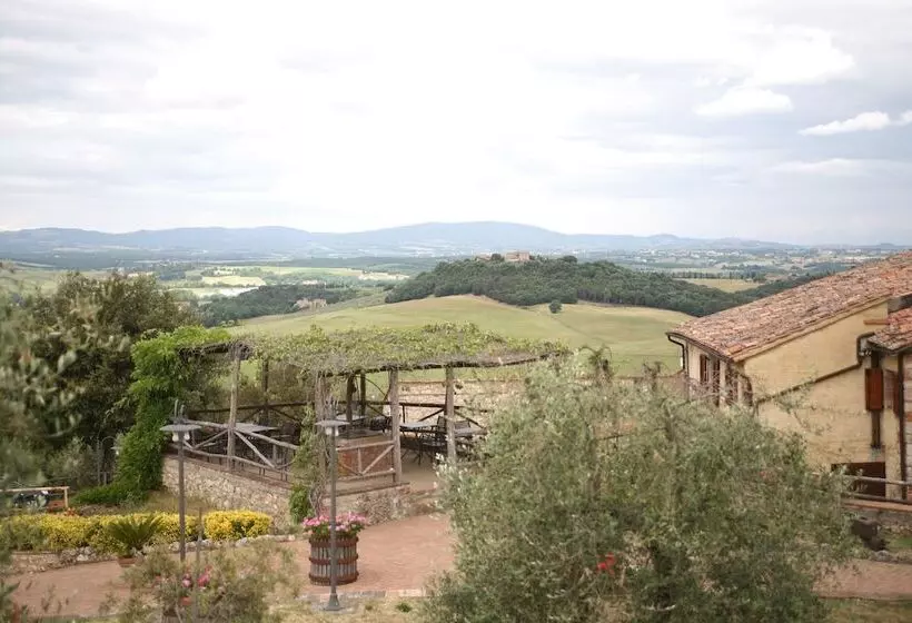 ホテル Antico Borgo Poggiarello