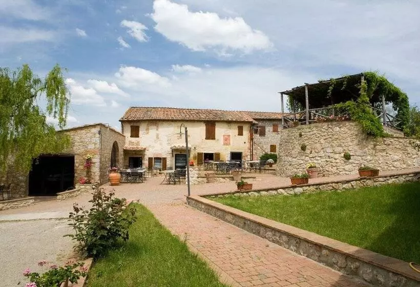 ホテル Antico Borgo Poggiarello