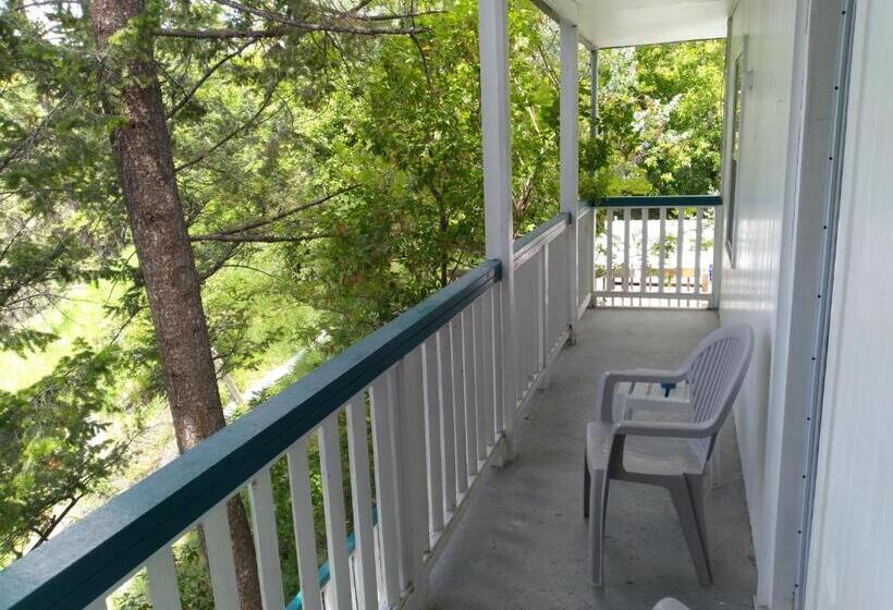 هتل Appletree Inn