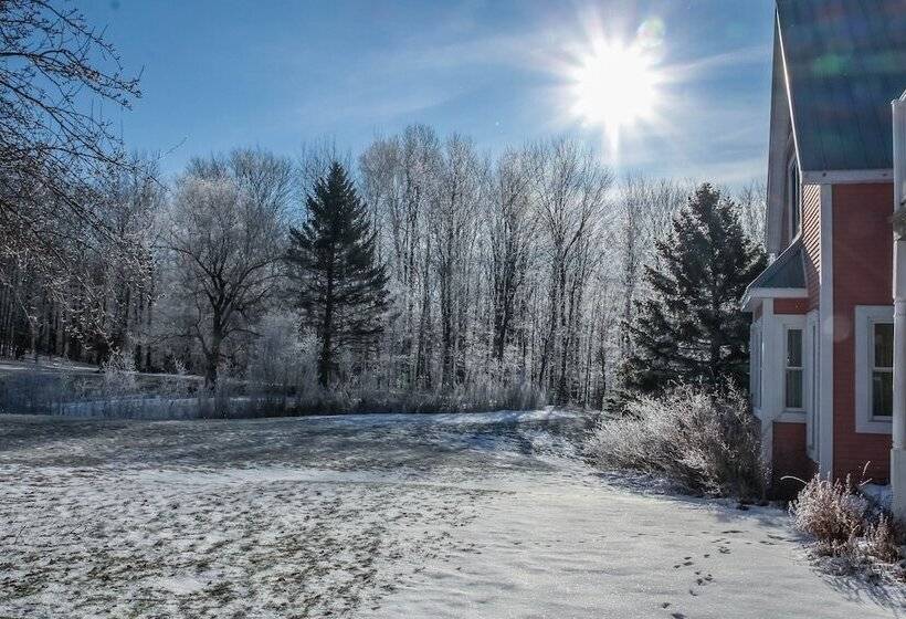 Отель Auberge Le Tricorne