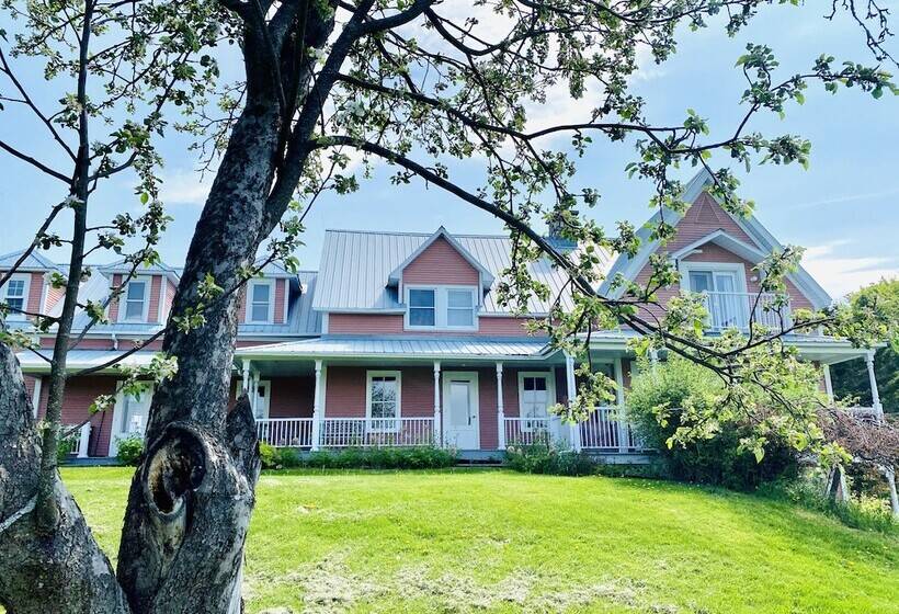 Отель Auberge Le Tricorne