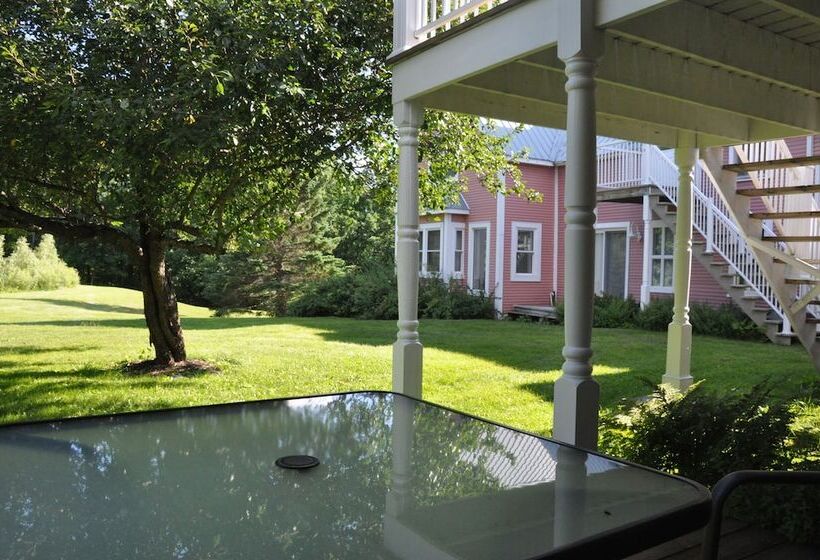 Отель Auberge Le Tricorne