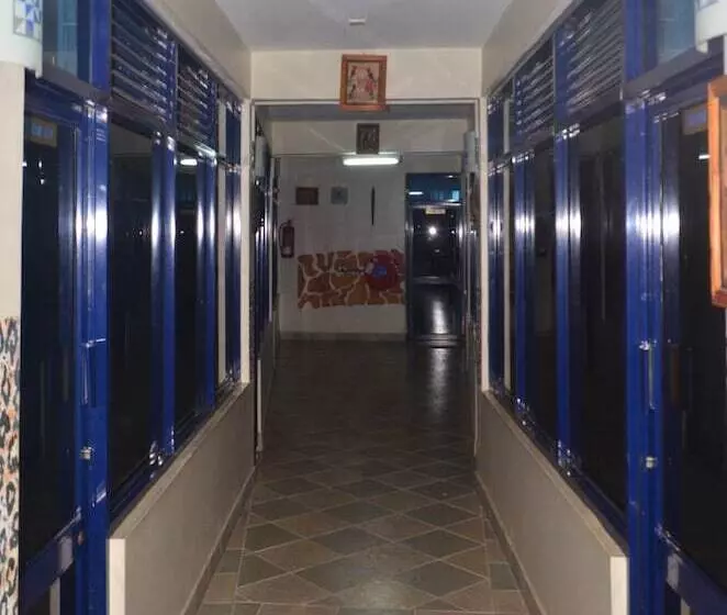 هتل Blue Towers