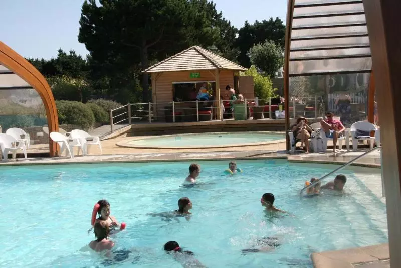 ホテル Camping Le Chatelet