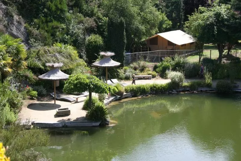 ホテル Camping Le Chatelet