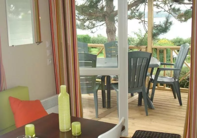 ホテル Camping Le Chatelet