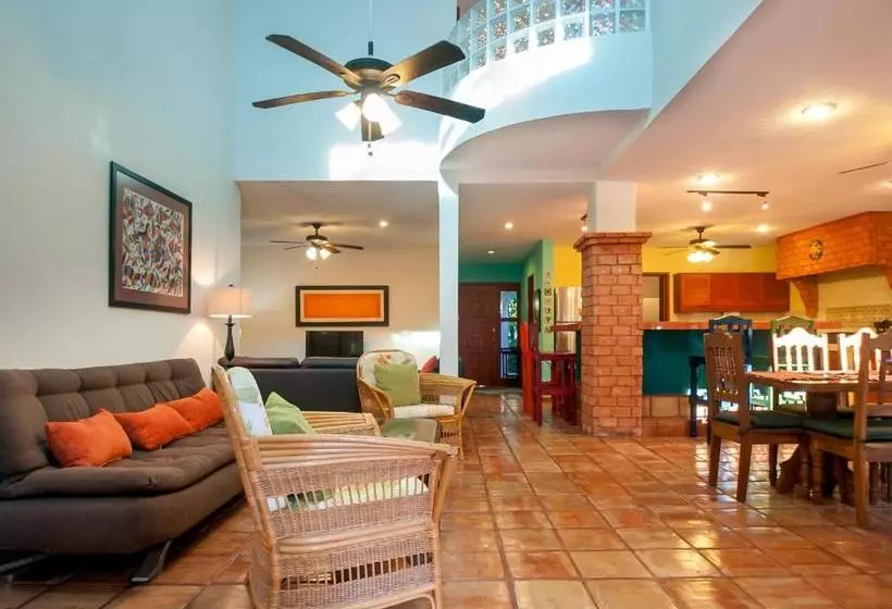 Hotelli Casa Mulder By Redawning