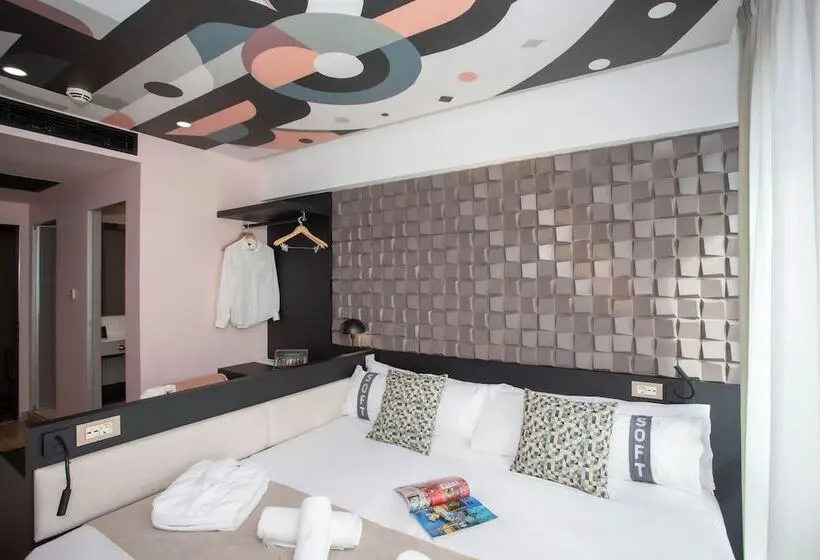 ホテル Casual Kubic Athens