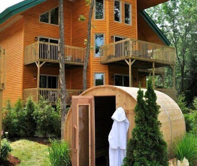 בית מלון כפרי Chalets & Spa Lac Saint Jean