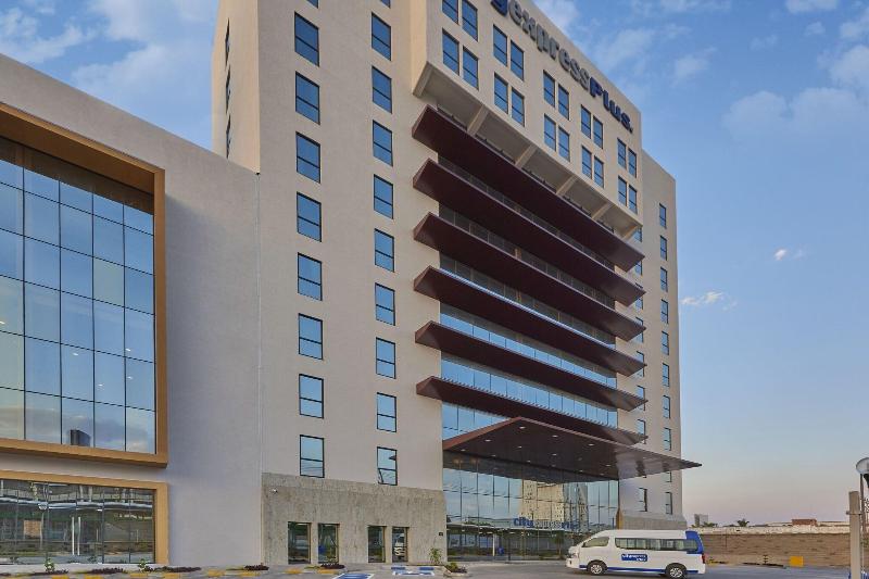 فندق City Express Plus By Marriott Leon Centro De Convenciones