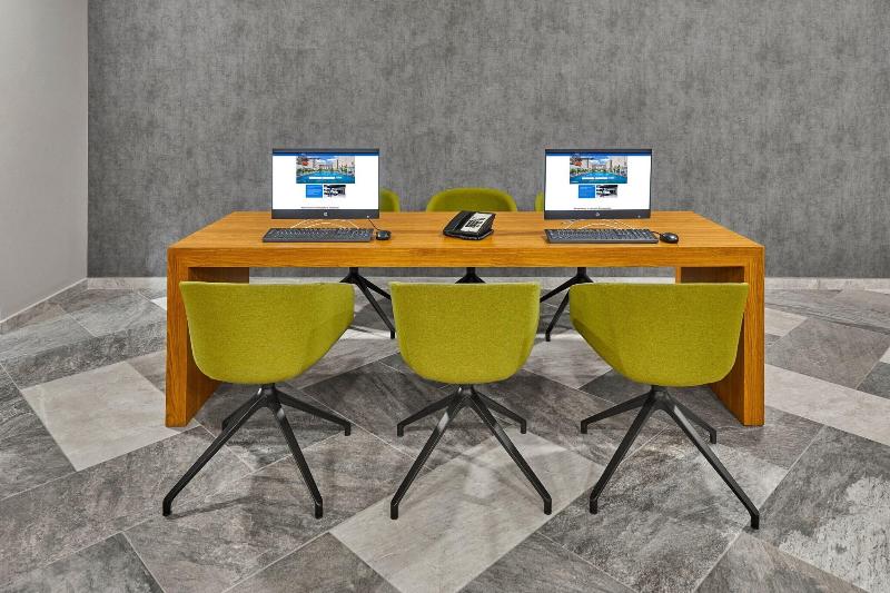 فندق City Express Plus By Marriott Leon Centro De Convenciones