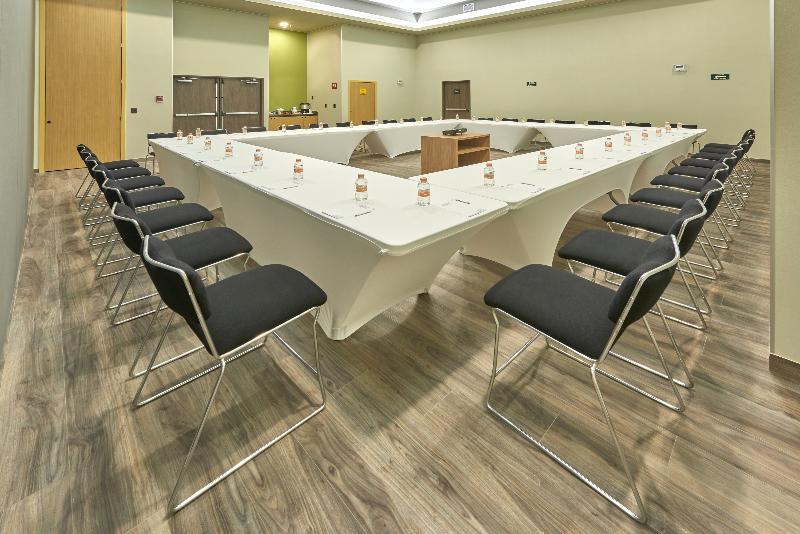 فندق City Express Plus By Marriott Leon Centro De Convenciones