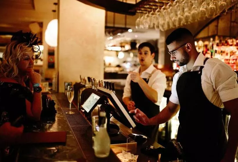 ホテル Coogee Bay