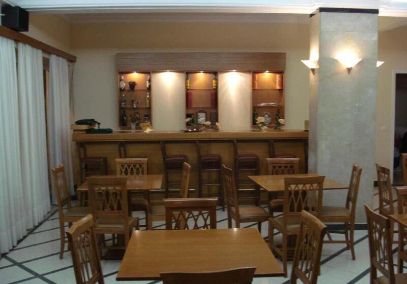 ホテル Cybele Pefki