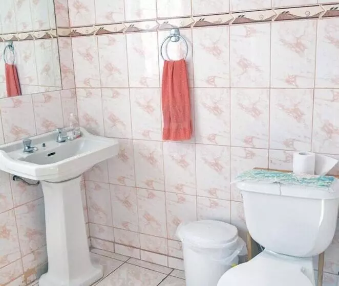 هتل Hostal Destino Bellavista