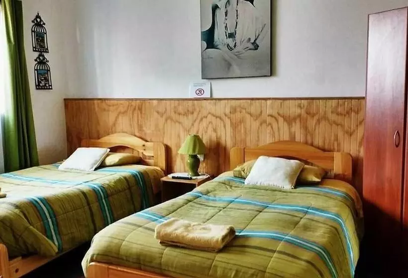 هتل Hostal Destino Bellavista