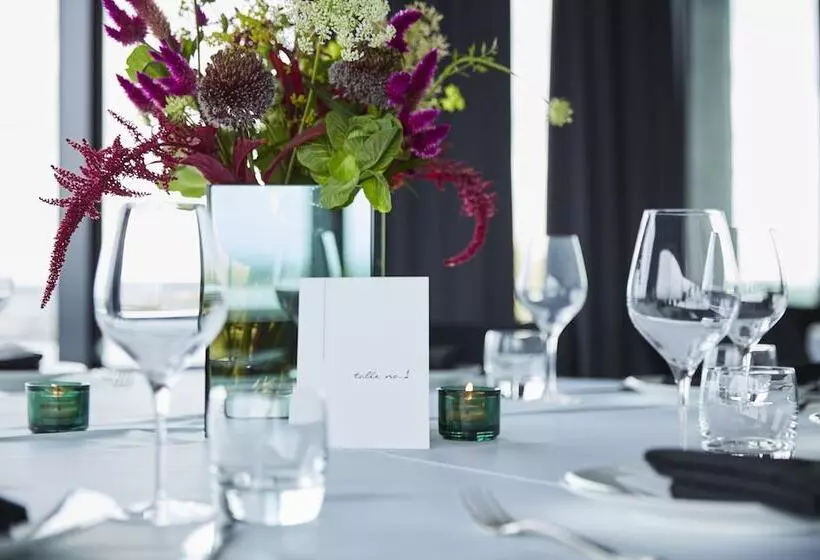 ホテル Hôtel Escad Quartier Dix30