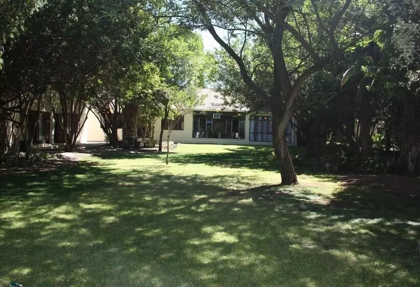 Hotelli Karoopark Guest House