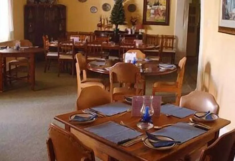 Hotelli Karoopark Guest House