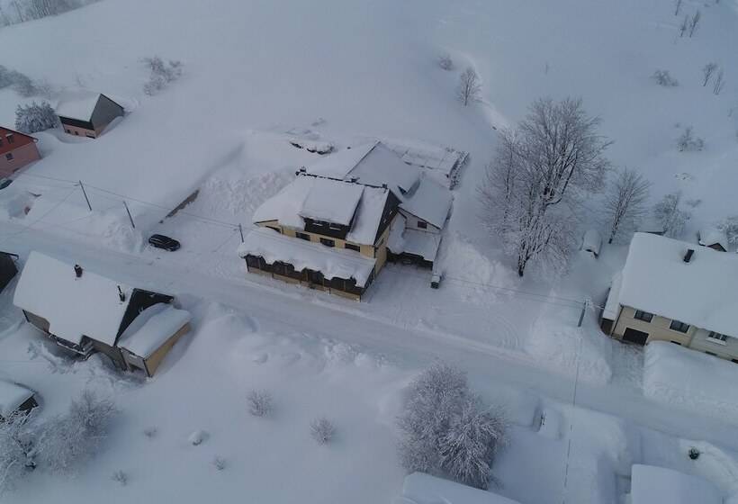 酒店 Pansion I Restoran Bijela Ruža