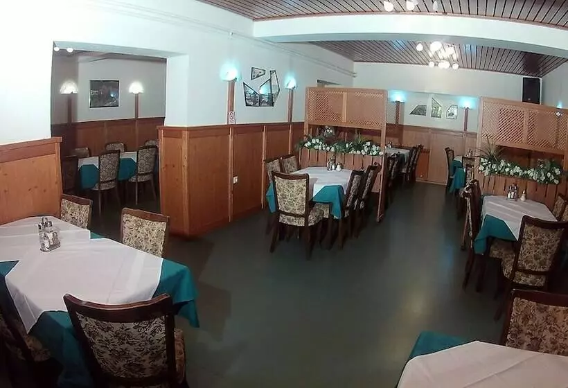 Hotelli Pansion I Restoran Bijela Ruža