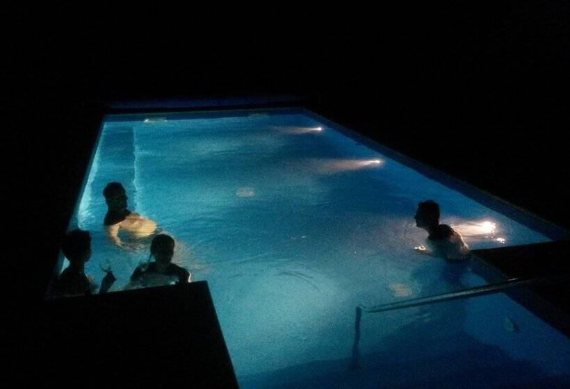 酒店 Pansion I Restoran Bijela Ruža