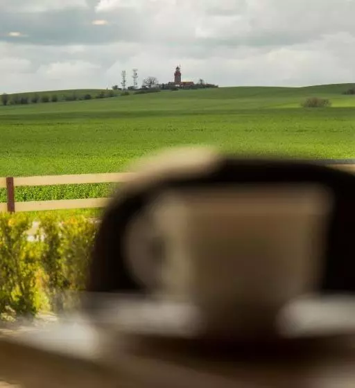 Hotelli Pension Zum Riedensee