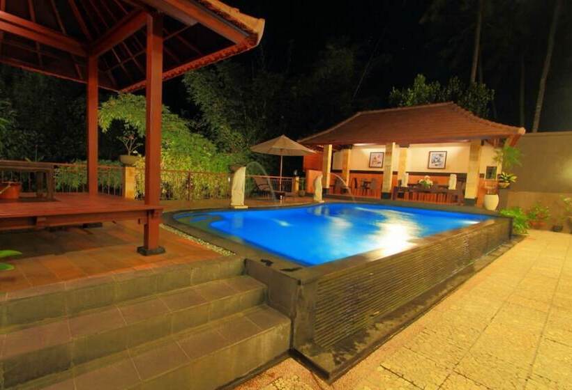 בית מלון כפרי Puri Nusa Indah