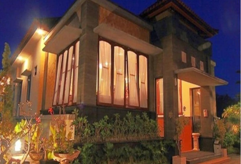 בית מלון כפרי Puri Nusa Indah