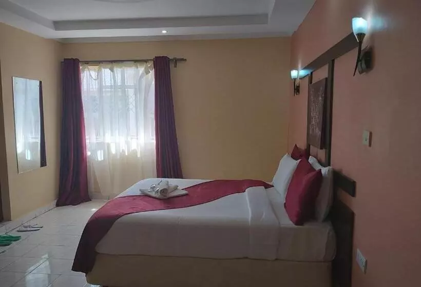 هتل Sahara Gardens Bomet