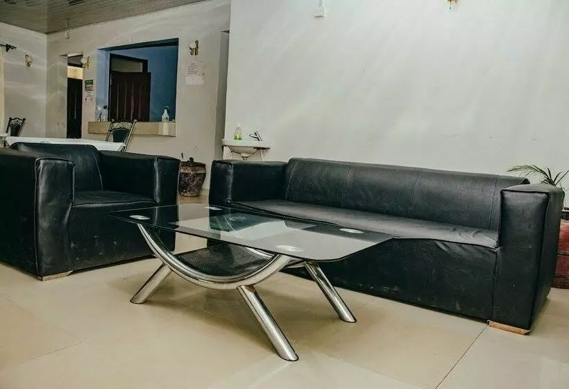 هتل Sahara Gardens Bomet